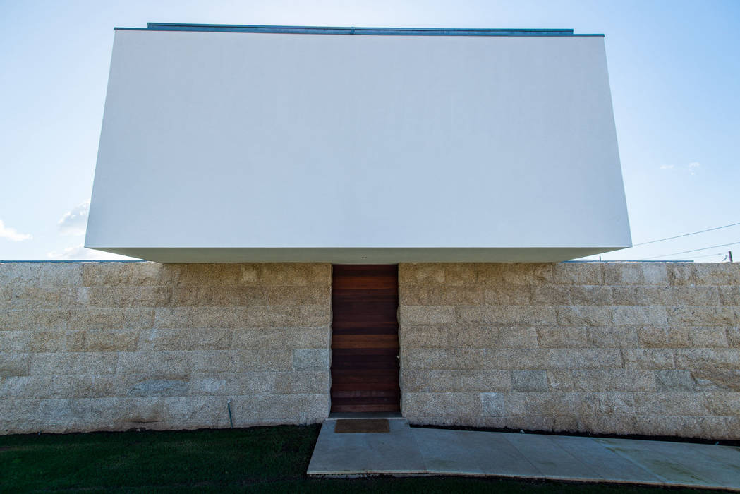 Projeto de arquitetura de casa junto ao mar, a3mais a3mais Casas modernas