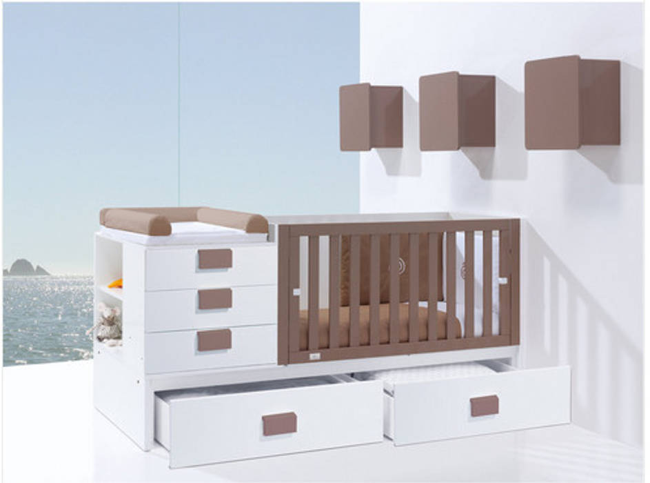 Clip Convertible Cot Bed Brown (K506), Casa bebé Casa bebé Dormitorios infantiles modernos: Camas y cunas