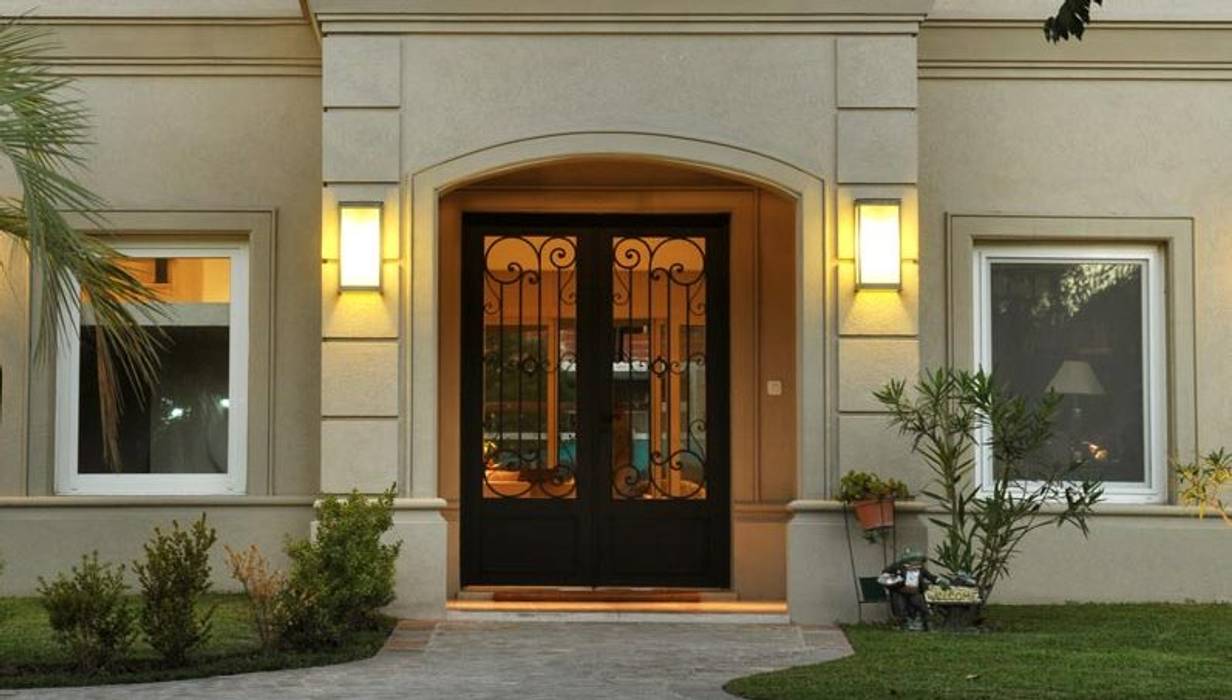 Puertas de entrada, Del Hierro Design Del Hierro Design Casas clássicas Ferro/Aço