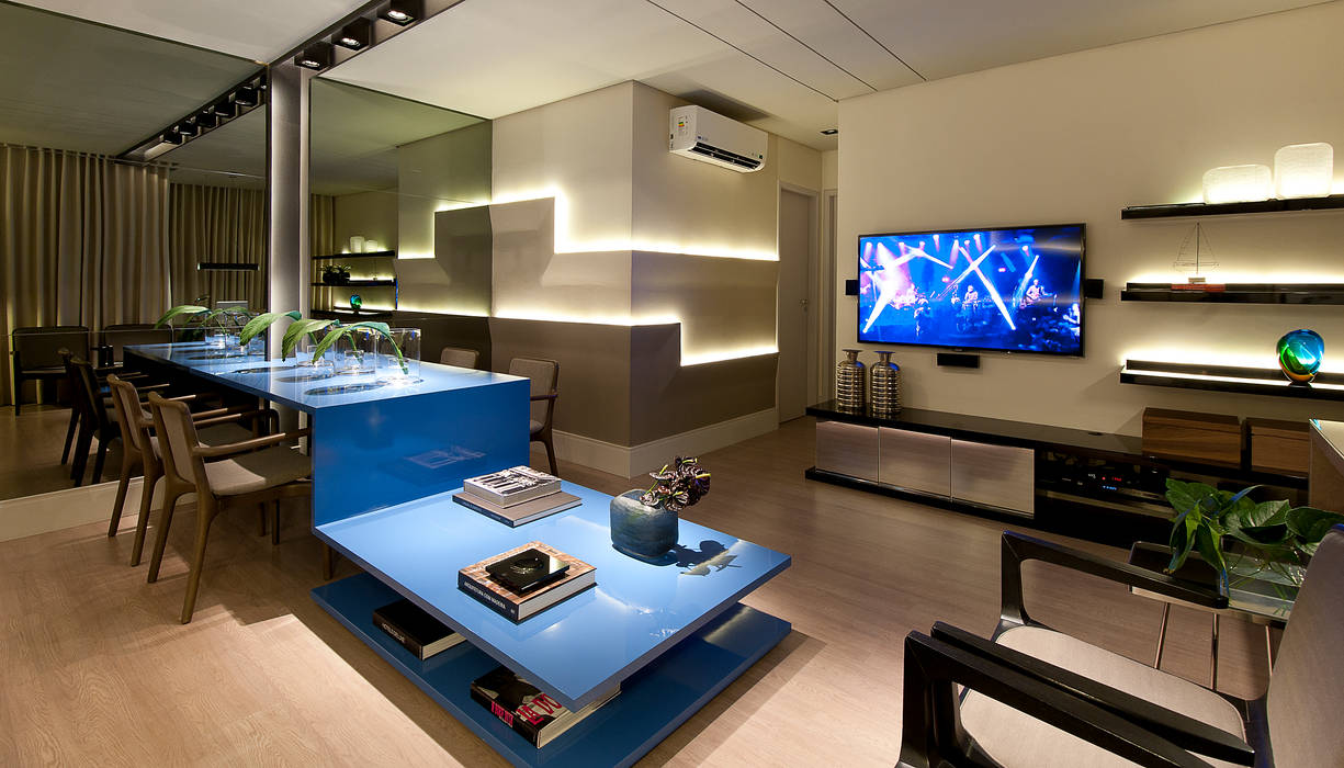 SALA DE JANTAR/HOME THEATER Matheus Menezes Arquiteto Salas de jantar modernas