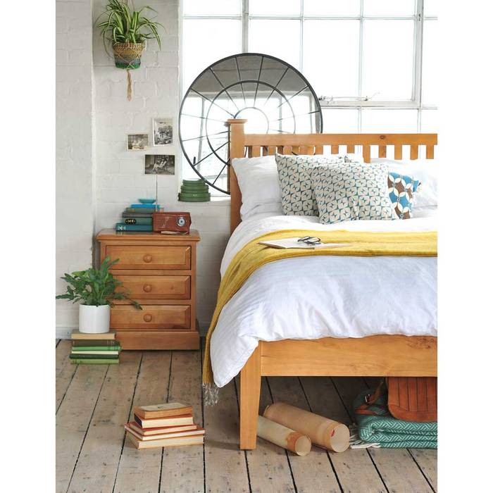 Windsor Pine Bedroom Collection Country Style Bedroom By The