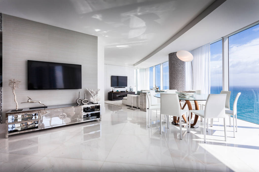 Apartamento Trump Hollywood, Regina Claudia p. Galletti Regina Claudia p. Galletti Modern Living Room