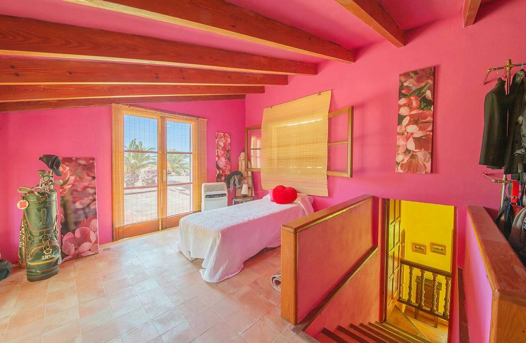 Villa S'Aranjassa, Lola Lola Dormitorios de estilo moderno Madera Acabado en madera Accesorios y decoración