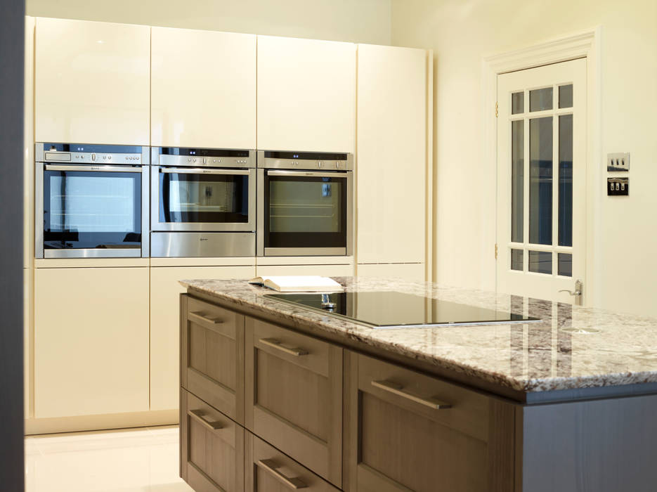 MR & MRS YAFFE'S KITCHEN, Diane Berry Kitchens Diane Berry Kitchens Modern kitchen