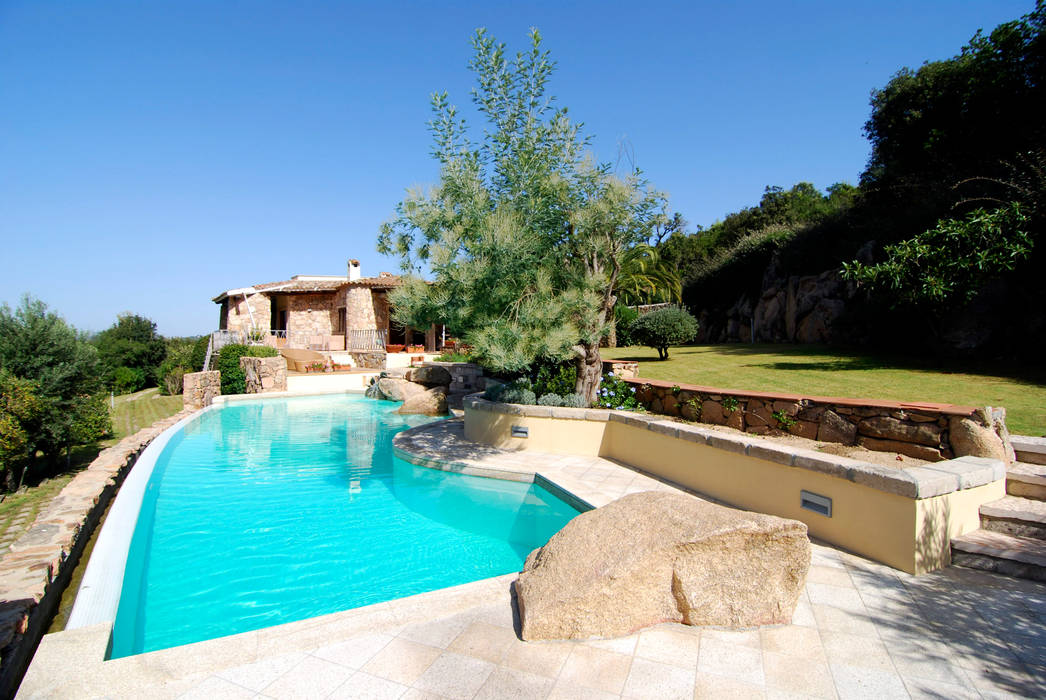 Casa W Costa Smeralda Aranxiu Officina Di Architettura Piscina In Stile Mediterraneo Homify