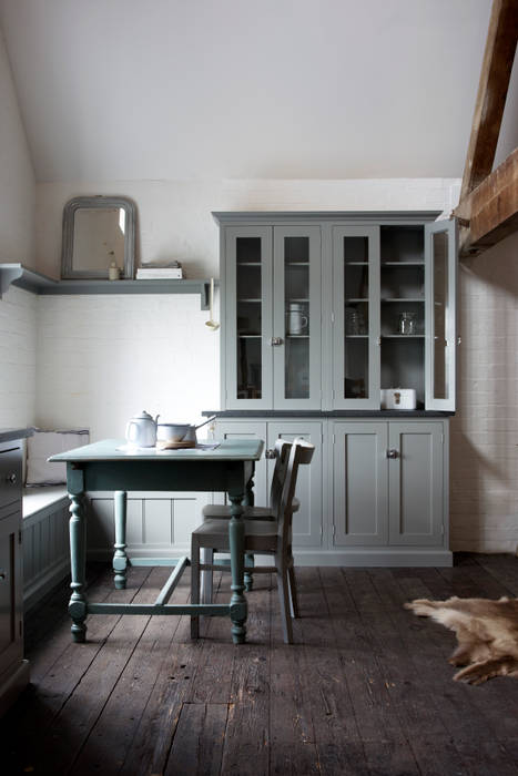 The Loft Shaker Kitchen by deVOL deVOL Kitchens Rustic style kitchen