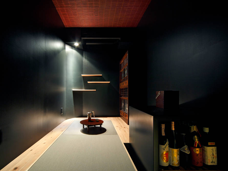酒部屋 一級建築士事務所アトリエｍ モダンデザインの 多目的室