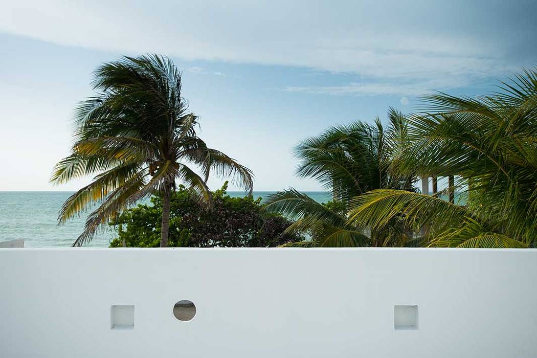 Villas Chuburná Puerto, Arq Mobil Arq Mobil Balcones y terrazas mediterráneos
