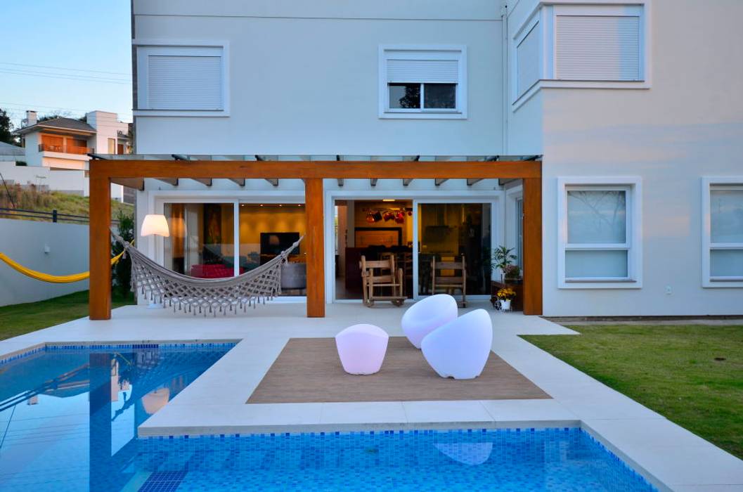 Patio Com Piscina Modern Houses By Arq Ana Lore Burliga Miranda Modern Homify