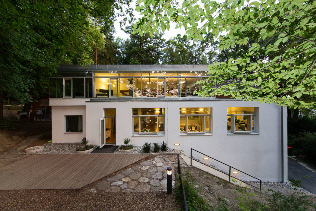 Schweizerhaus , Architektin DI Ulrike Wallnöfer Architektin DI Ulrike Wallnöfer Modern home