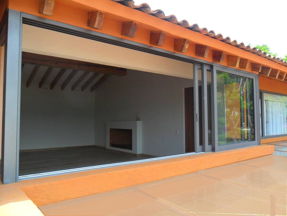 Ventanas Corredizas homify Puertas y ventanas de estilo clásico Aluminio/Cinc