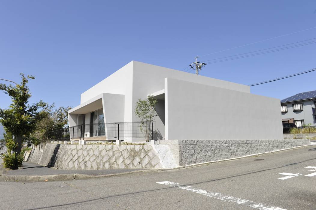 ＹＹ－ＨＯＵＳＥ, 久安典之建築研究所 久安典之建築研究所 Minimalist house Glass White