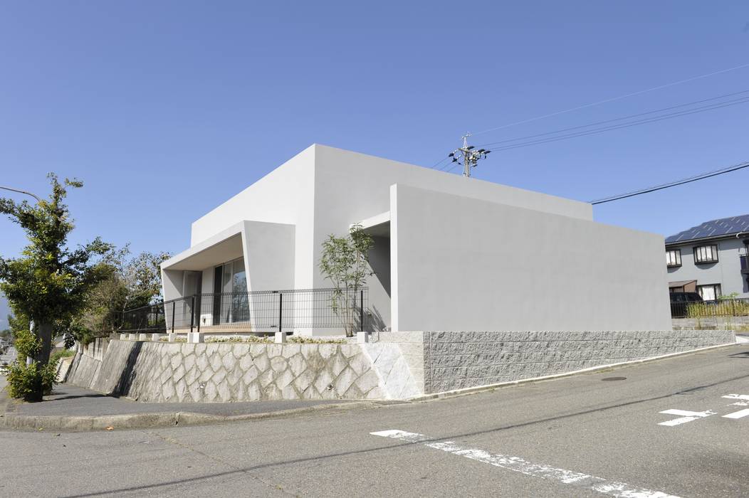 ＹＹ－ＨＯＵＳＥ, 久安典之建築研究所 久安典之建築研究所 Casas minimalistas Vidro