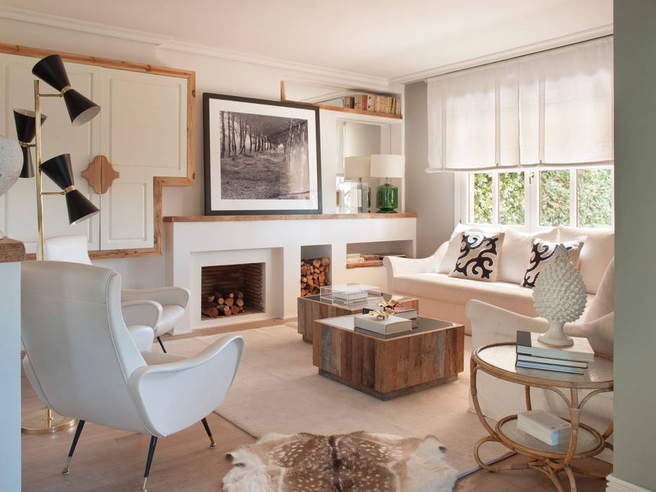 CASA DE VERANO 2013, BELEN FERRANDIZ INTERIOR DESIGN BELEN FERRANDIZ INTERIOR DESIGN Eclectic style living room