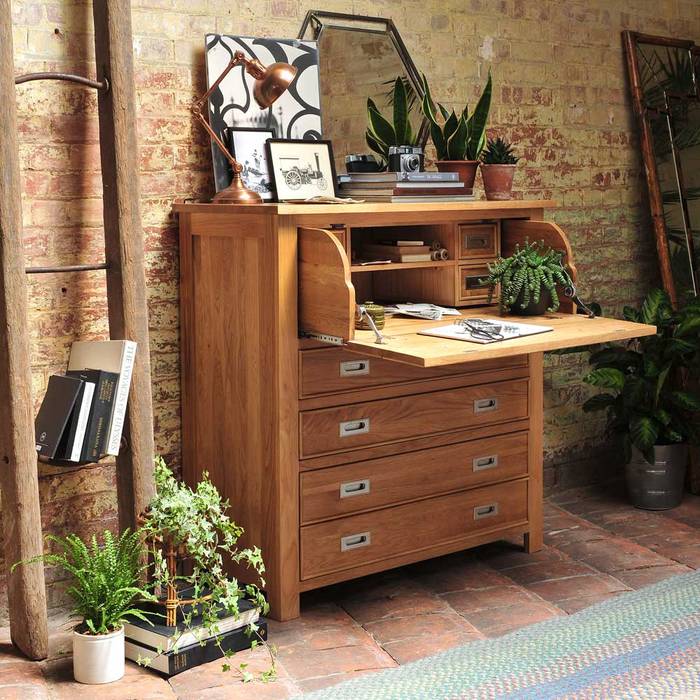 Light Oak Hidden Bureau The Cotswold Company Ruang Studi/Kantor Gaya Country Kayu Wood effect