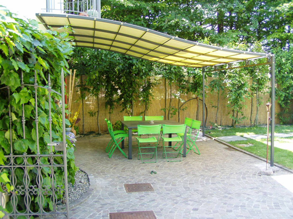 homify Garden Greenhouses & pavilions