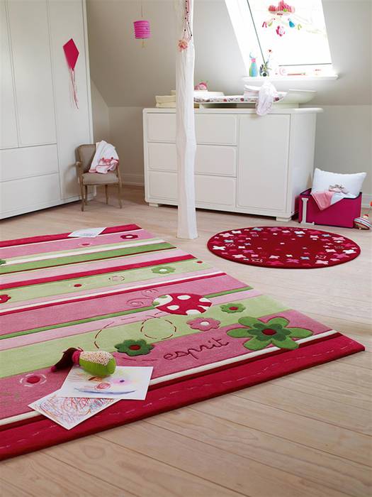 Kinderteppich Bloom Field & Kinderteppich Ladybird benuta GmbH Moderne Kinderzimmer Accessoires und Dekoration