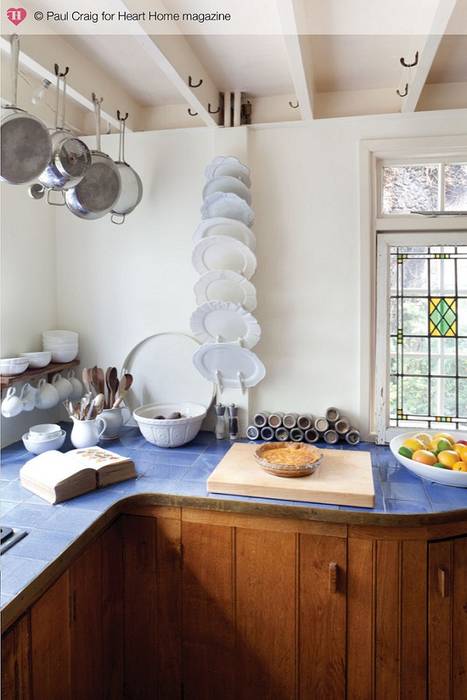 A 17th Century Historic Home in the English Countryside, Heart Home magazine Heart Home magazine Cocinas de estilo rural