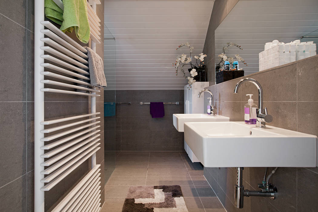 Zeewolde, Hans Been Architecten BNA BV Hans Been Architecten BNA BV Modern style bathrooms