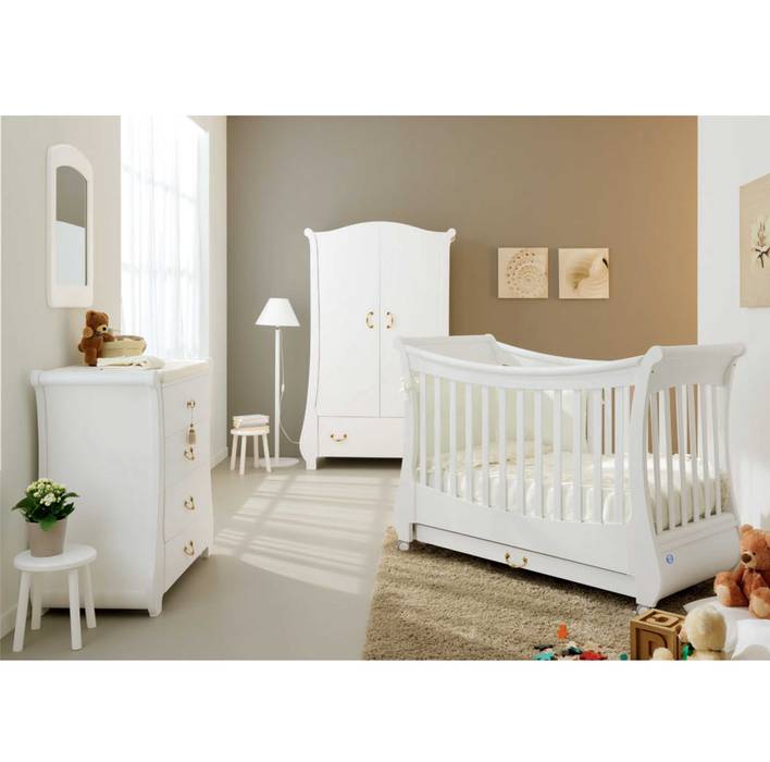 'Tulip' Classic luxury Antique Ivory baby cot by Pali homify Modern nursery/kids room Wood Wood effect Beds & cribs