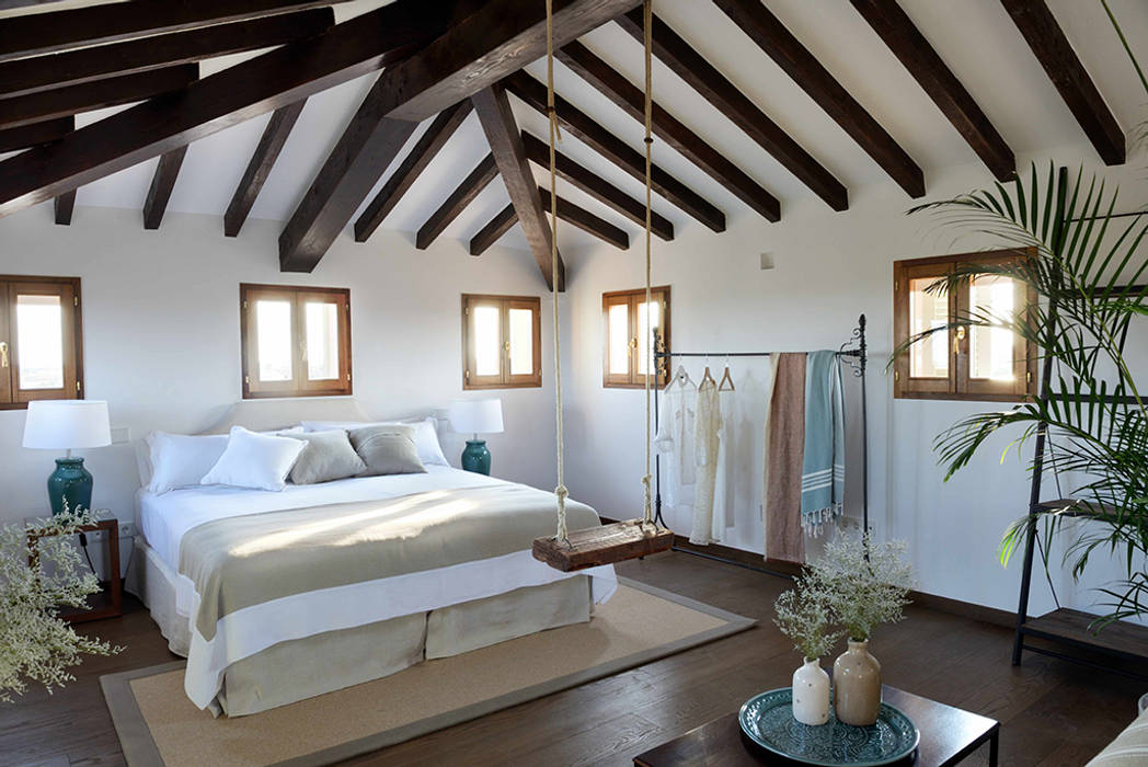 HOTEL CAL REIET – THE MAIN HOUSE, Bloomint design Bloomint design Mediterranean style bedroom