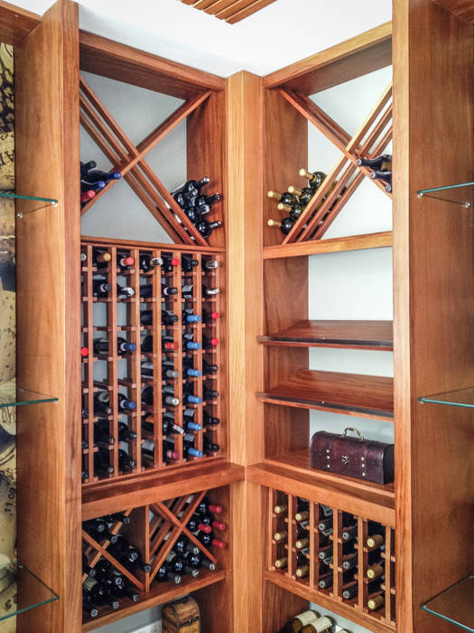 Adega C&T, Juliana Stefanelli Arquitetura e Design Juliana Stefanelli Arquitetura e Design Classic style wine cellar