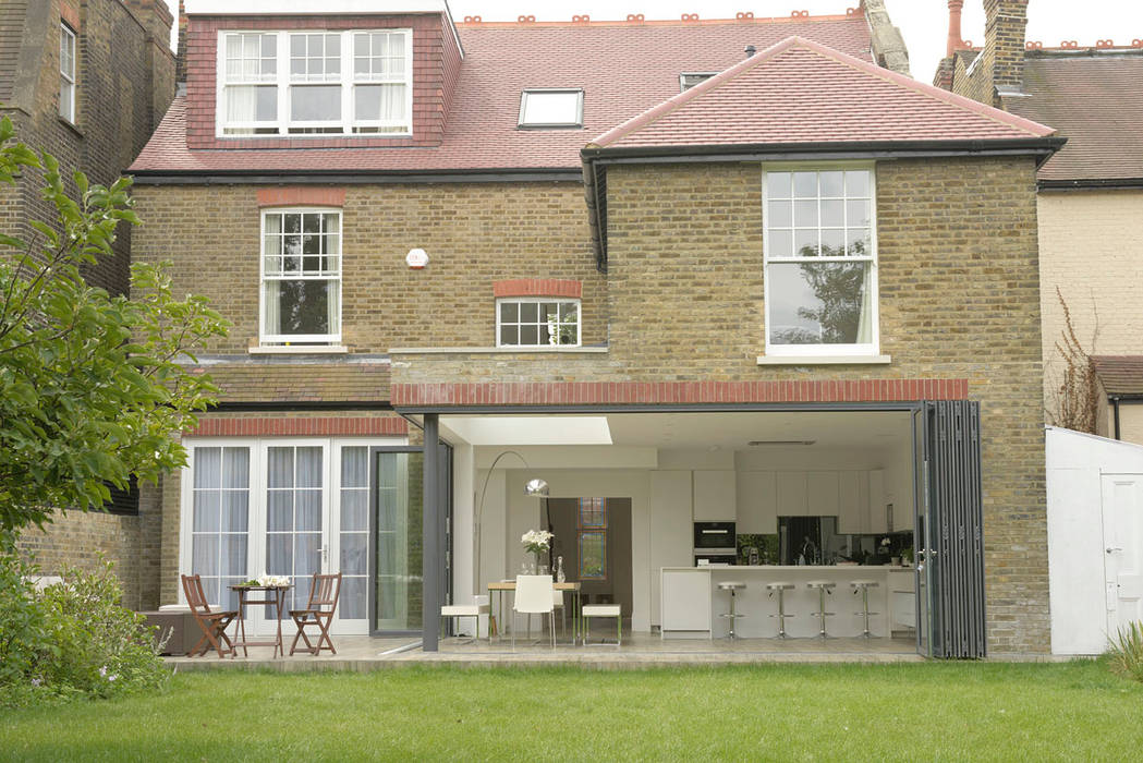 Modern and Amazing House Interiors and Exteriors: Woodville Gardens, Concept Eight Architects Concept Eight Architects Modern Terrace