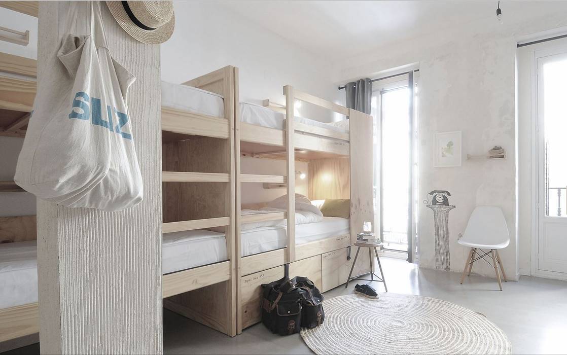 The hat, aaprile aaprile Chambre minimaliste