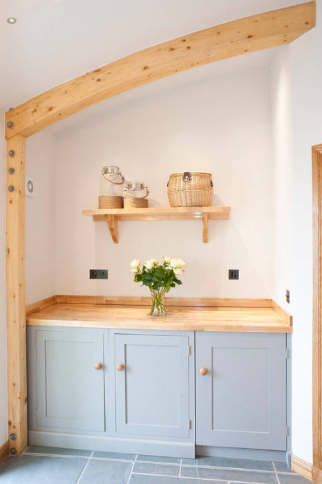 Worktop - Maple, Barcnrest Barcnrest Rustic style kitchen Wood Wood effect Cabinets & shelves