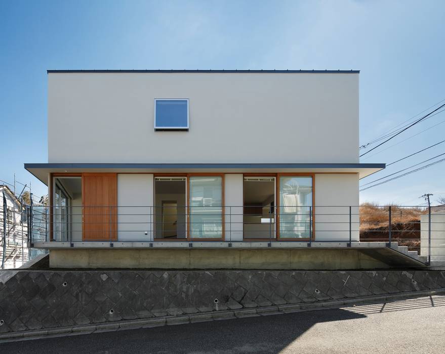 初声町の家, 向山建築設計事務所 向山建築設計事務所 Modern Houses