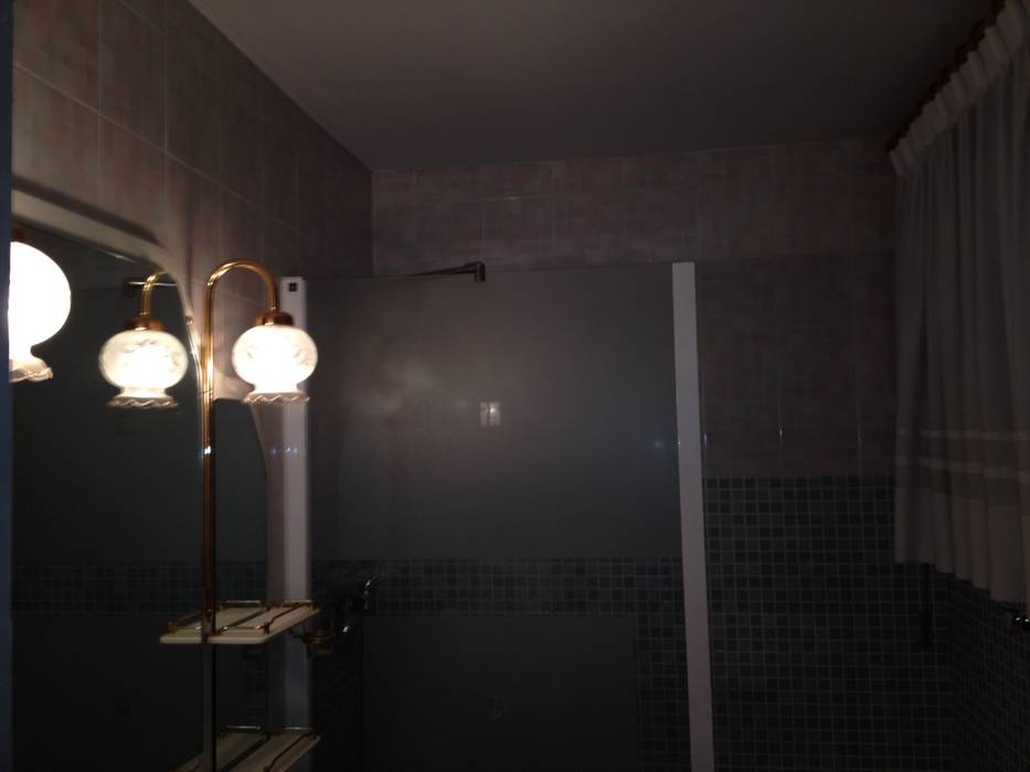 Antes de Casa de VV, en La Cañada, acertus acertus Modern Banyo