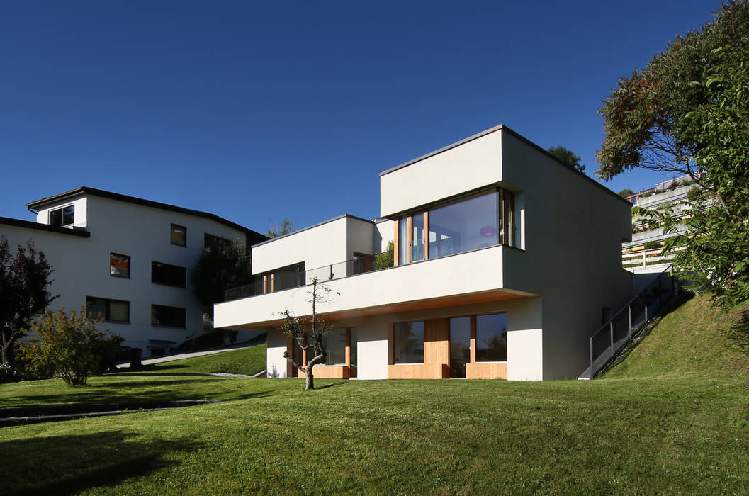 Einfamilienhaus über der Stadt, U1architektur ZT GmbH U1architektur ZT GmbH モダンな 家