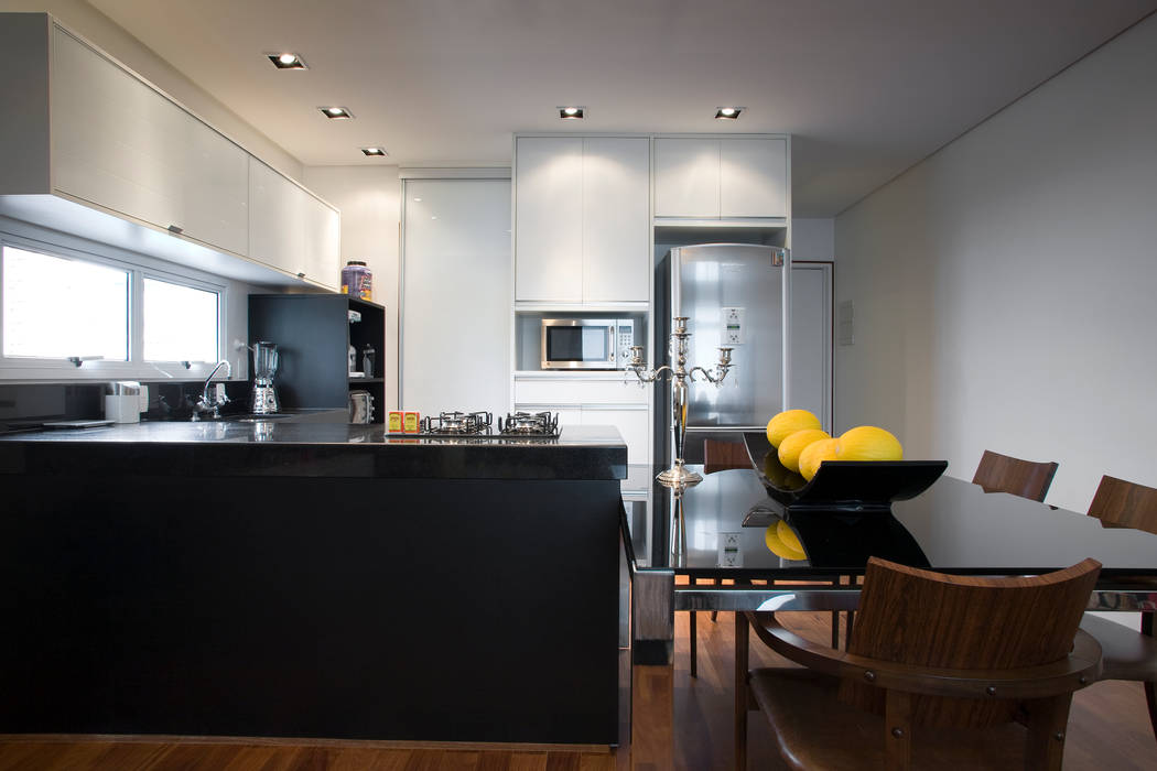 Loft no bairro Jardim Paulista, EVELIN SAYAR ARQUITETURA E INTERIORES EVELIN SAYAR ARQUITETURA E INTERIORES Modern style kitchen