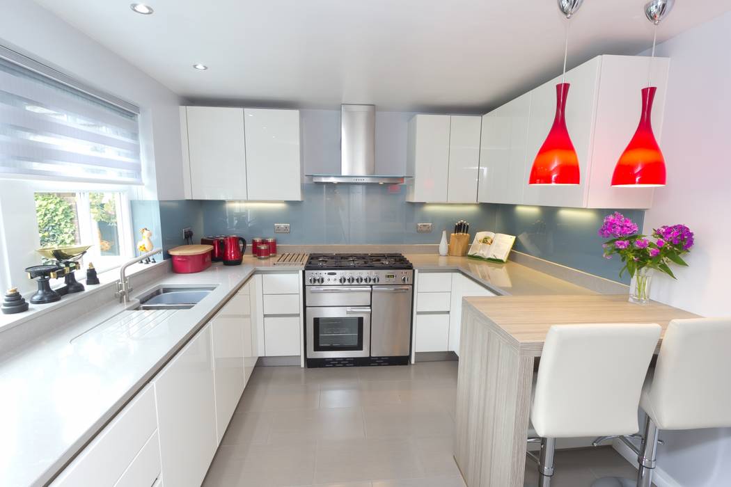 Contemporary Kitchen in Huddersfield at Bradley, Twenty 5 Design Twenty 5 Design Moderne Küchen