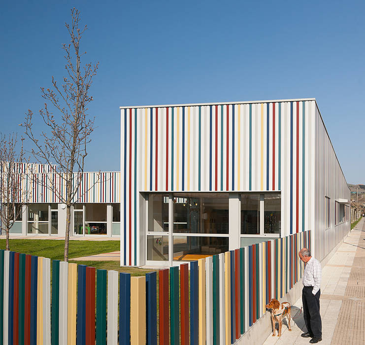 Nursery School, Zarautz. Façade Ignacio Quemada Arquitectos Modern houses Aluminium/Zinc