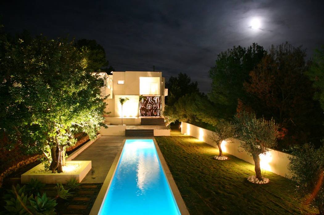 Villa en el limonar malaga jardines de estilo moderno de architect hugo