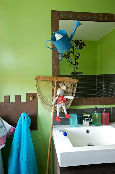 Bathroom for children Frédéric TABARY Baños de estilo ecléctico Cerámico Lavabos