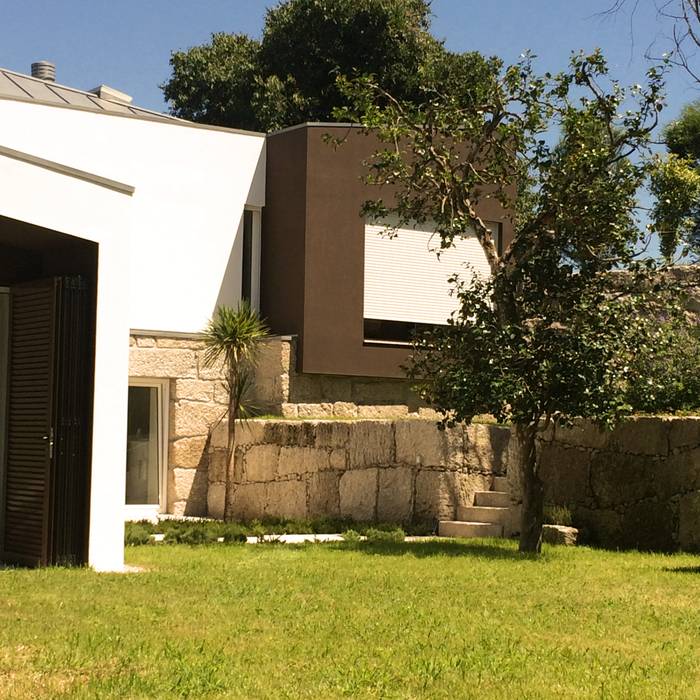 Recuperação e ampliação Vila Chã - Amarante, Bárbara abreu Arquitetos Bárbara abreu Arquitetos Casas modernas