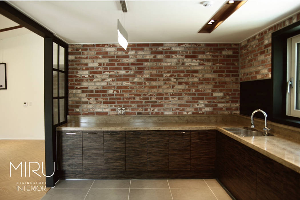 모던한 단독주택 인테리어-주방,안방, 미루디자인 미루디자인 Modern style kitchen