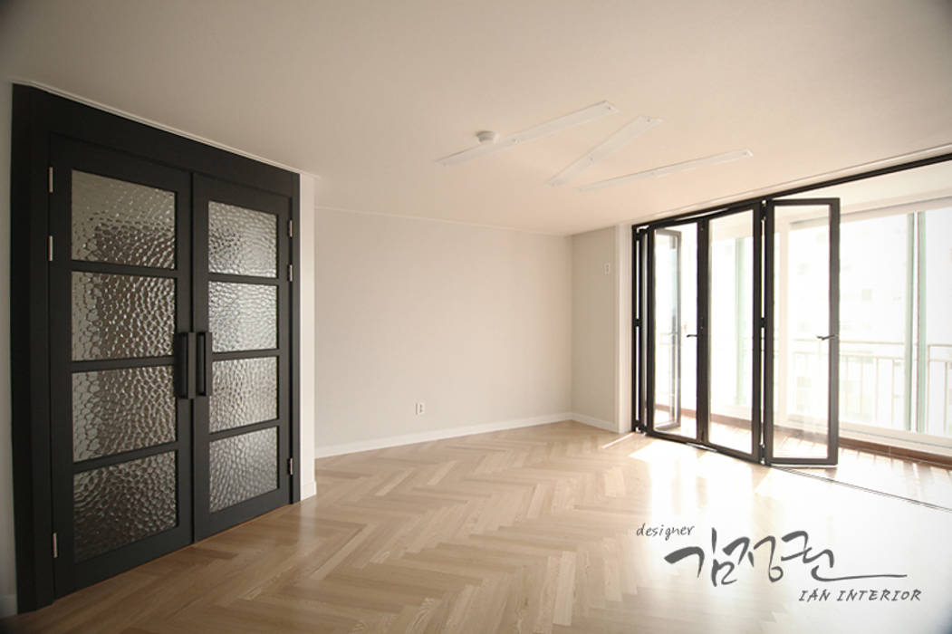 갈마 아파트 , 김정권디자이너 김정권디자이너 Salon moderne Cuir Gris