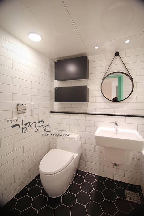 산호 아파트 , 김정권디자이너 김정권디자이너 Bagno moderno MDF