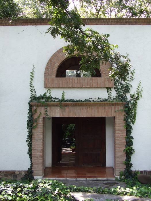 Casa Zertuche- El Saltillo, Moya-Arquitectos Moya-Arquitectos Casas modernas