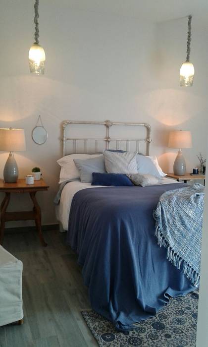 Proyecto Marian, Bianco Diseño Bianco Diseño Klassieke slaapkamers Bedden en hoofdeinden