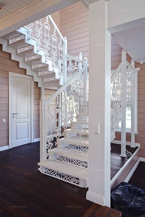Крашенная чугунная лестница ODEL Коридор, прихожая и лестница в классическом стиле Железо / Сталь лестница,кованая лестница,белая лестница