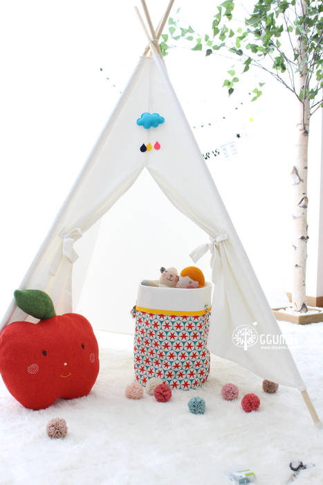 [디홈] 물방울 오너먼트_블루 구름 , (주)꿈비 (주)꿈비 Scandinavian style nursery/kids room Accessories & decoration