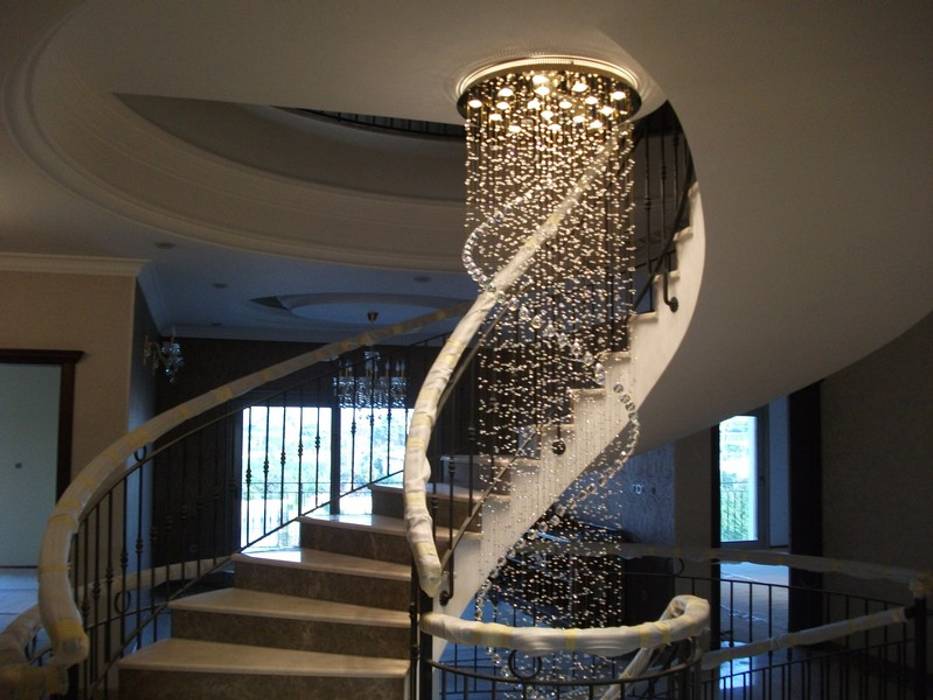 İbrahim S. Malikanesi, AÇIT MİMARLIK DEKORASYON İNŞ. SAN. TİC. LTD. AÇIT MİMARLIK DEKORASYON İNŞ. SAN. TİC. LTD. Modern Corridor, Hallway and Staircase