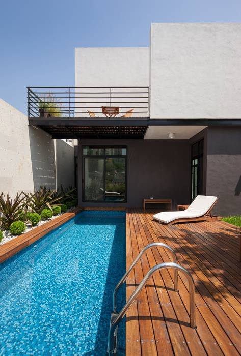 Casa Ming, LGZ Taller de arquitectura LGZ Taller de arquitectura Moderne Pools Holz Holznachbildung