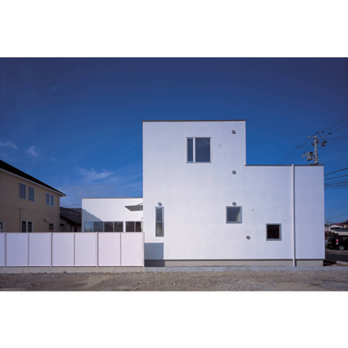 田の字プランのいえ, 関建築設計室 / SEKI ARCHITECTURE & DESIGN ROOM 関建築設計室 / SEKI ARCHITECTURE & DESIGN ROOM モダンな 家