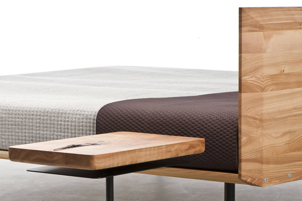 Łóżko MODO, mazzivo mazzivo Modern style bedroom Wood Wood effect Accessories & decoration