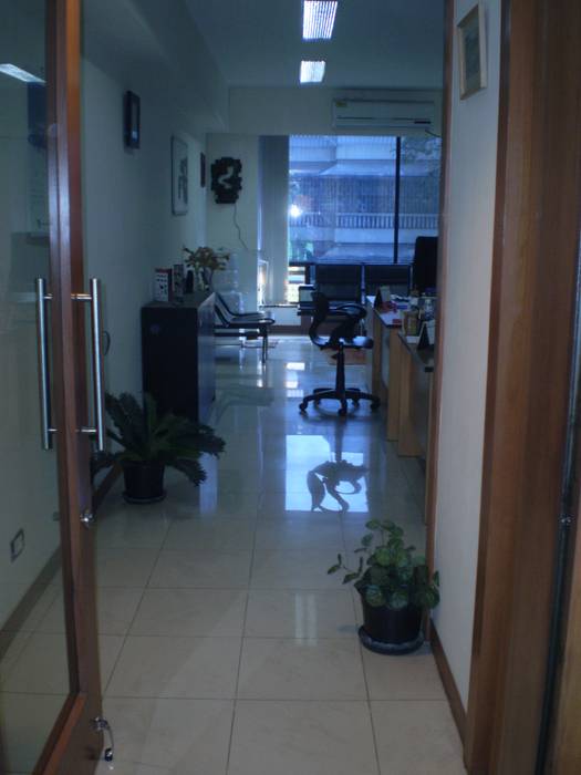Private office of a Japanese client, Pune , DS DESIGN STUDIO DS DESIGN STUDIO Espaces commerciaux Locaux commerciaux & Magasins
